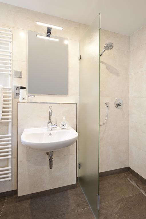 Hotel Kaeferstein Garni Nuremberg Ngoại thất bức ảnh