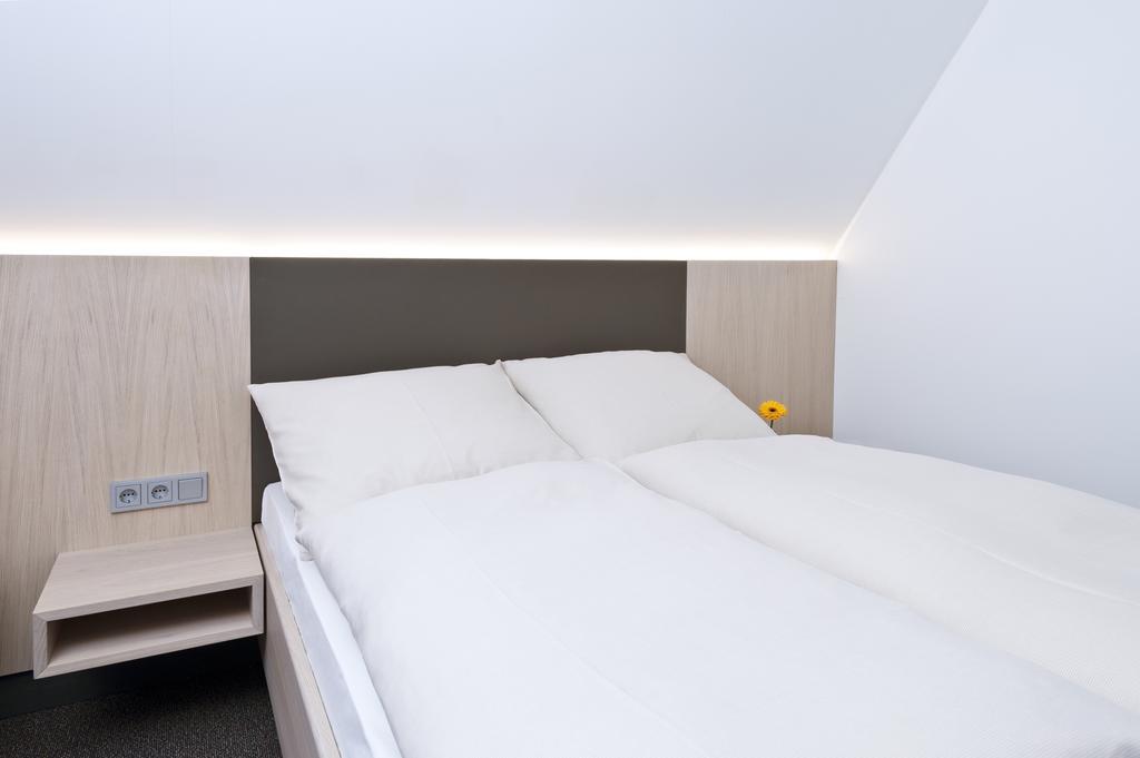 Hotel Kaeferstein Garni Nuremberg Ngoại thất bức ảnh