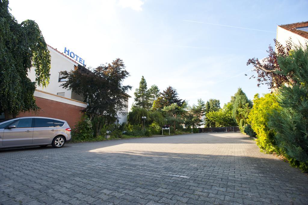 Hotel Kaeferstein Garni Nuremberg Ngoại thất bức ảnh